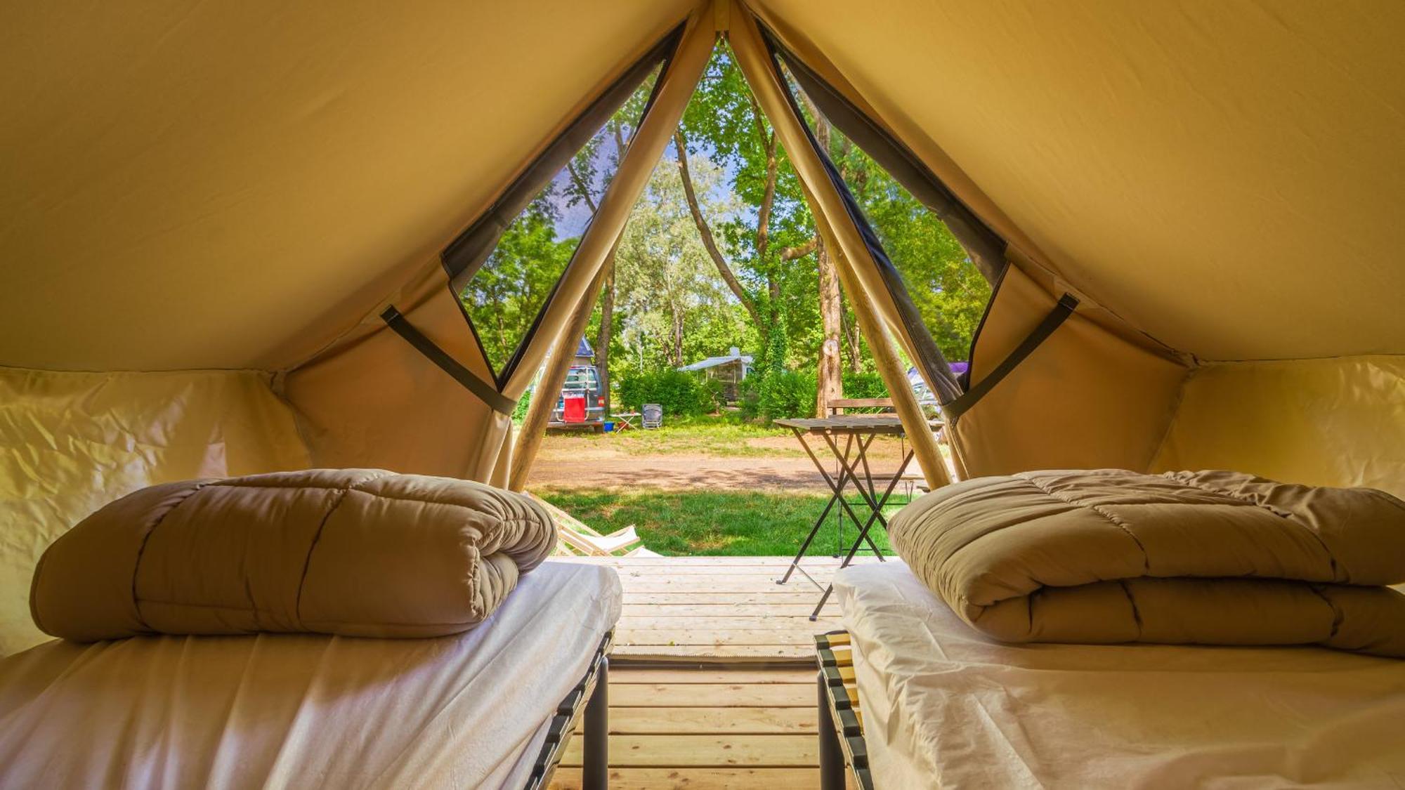Camping Vesoul Vaivre-et-Montoille Szoba fotó