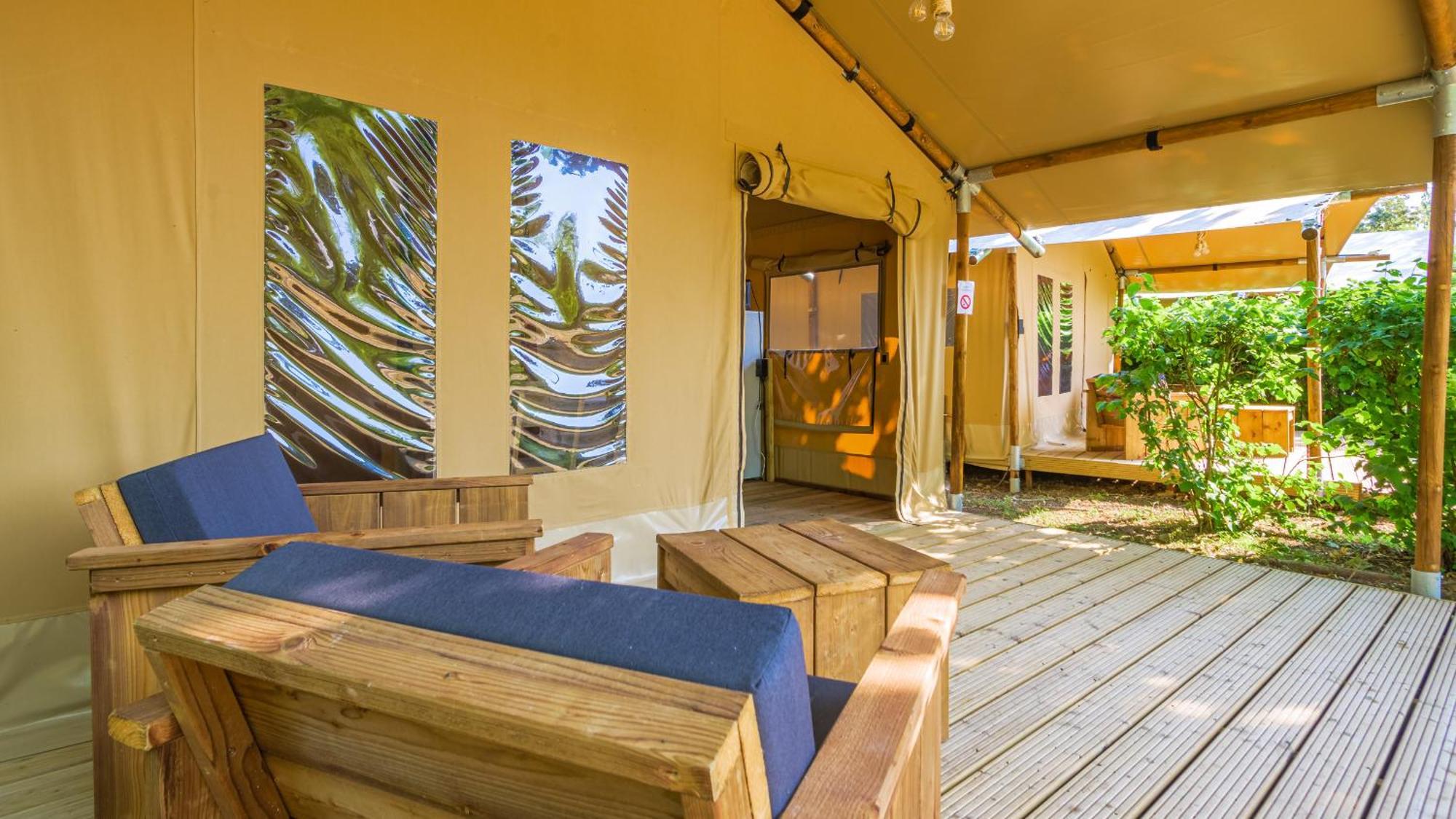 Camping Vesoul Vaivre-et-Montoille Szoba fotó